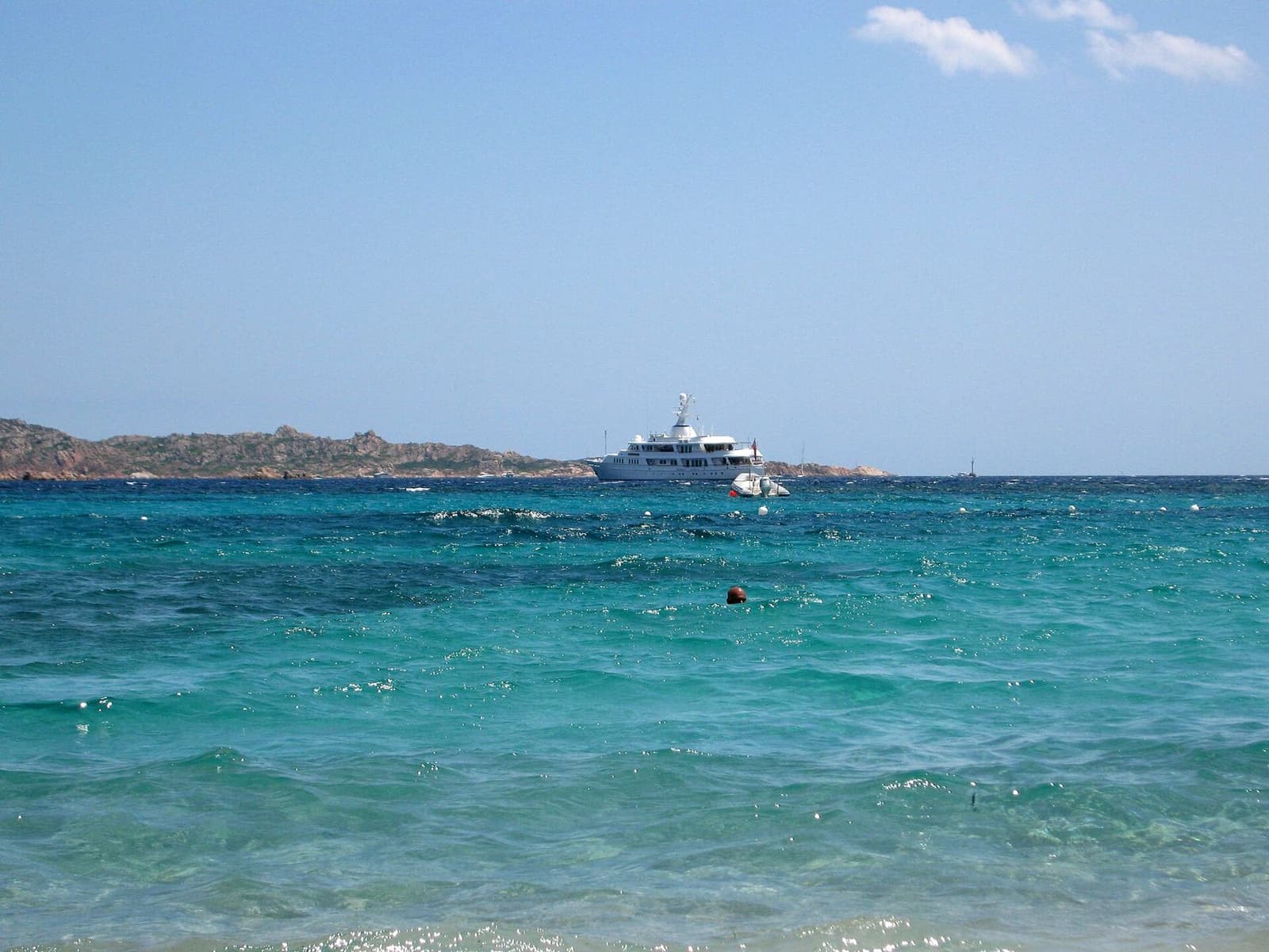 La spiaggia del Romazzino
